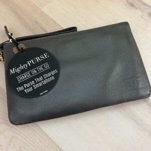 Charging Wristlet/Clutch Purse with built in phone charger